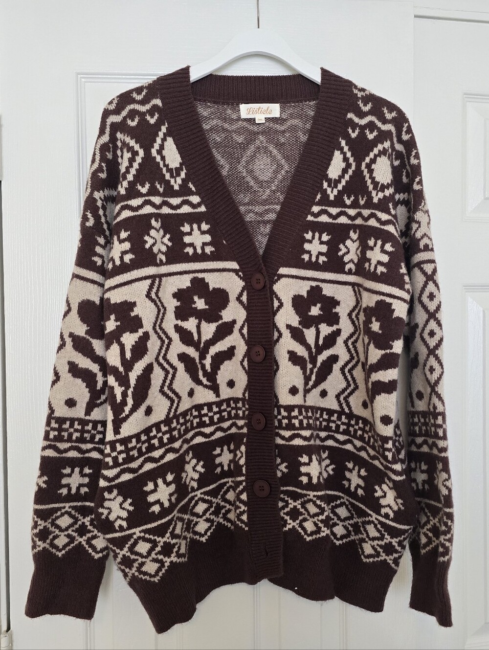 Listicle Brown & Cream Patterned V‑Neck Cardigan Sweater